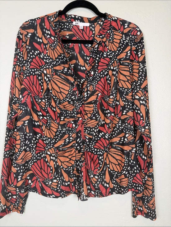DR2 Tops - DR2 Butterfly Wing Print Long Sleeve Button Blouse